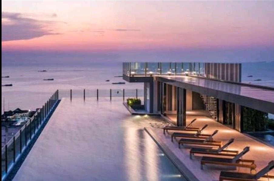 The Base Central Pattaya Esterno foto